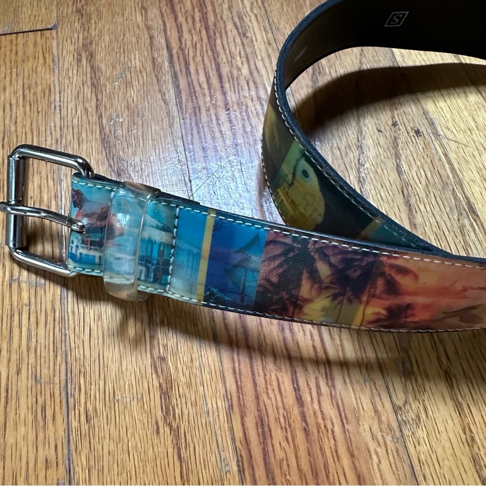 Colorful Tropical Print Belt with Changing Images